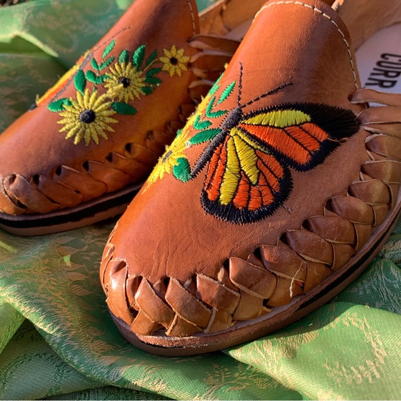 MARIPOSA Huaraches - Picture 2 of 2